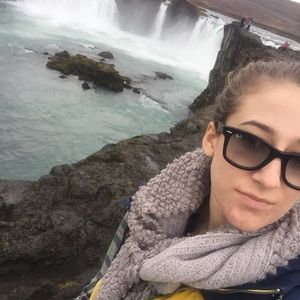 Meet your Posher, Sydney